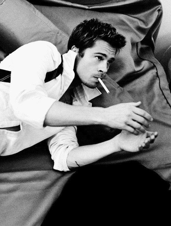 Брэд Питт фото сигарета Brad Pitt photo cigarette