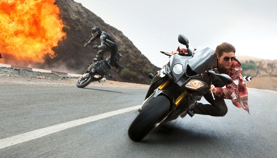 Миссия невыполнима Племя изгоев (Mission Impossible - Rogue Nation) Том Круз на мотоцикле