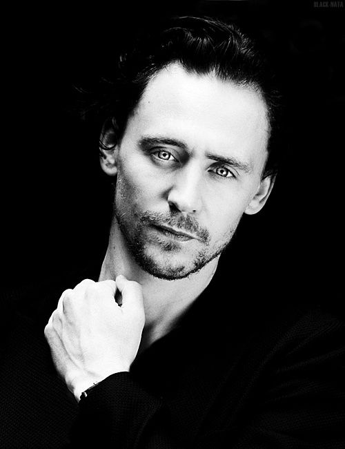 Том Хиддлстон фото глаза Tom Hiddleston photo