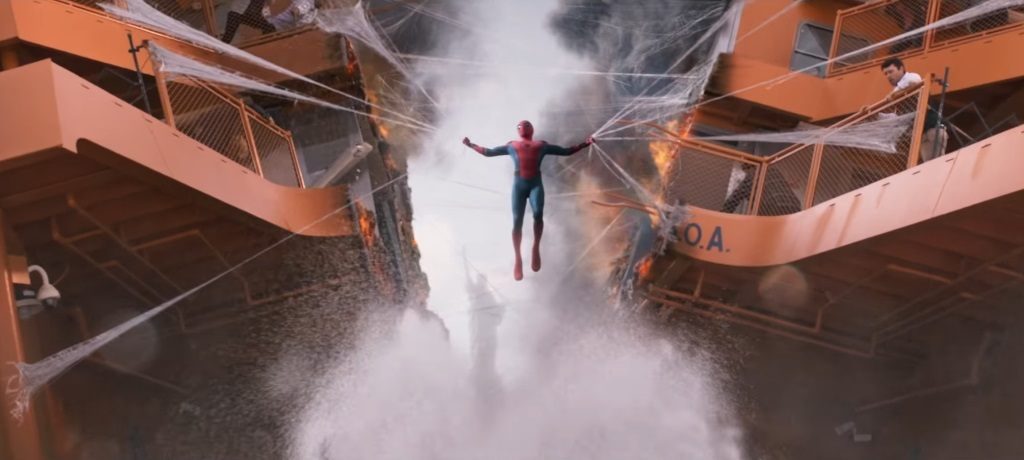 человек-паук возвращение домой кадр 2